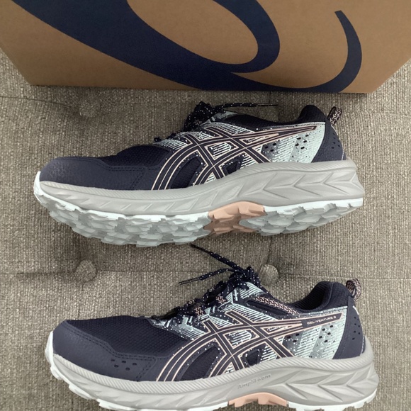 Asics Women's Venture 9 Trail Running Sneakers, size 9.5 - Picture 4 of 11